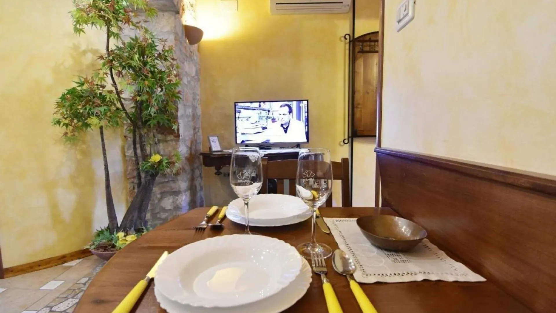 Apartment Tolles Appartement In Umag Mit Grill, Terrasse Und Garten