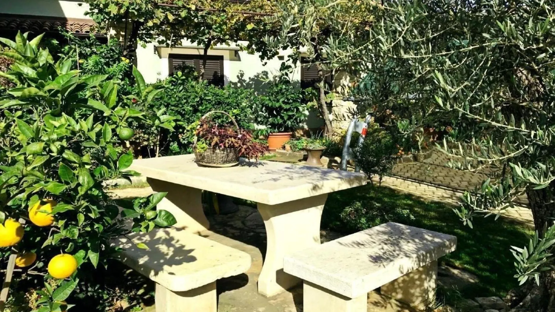 Tolles Appartement In Umag Mit Grill, Terrasse Und Garten Croatia